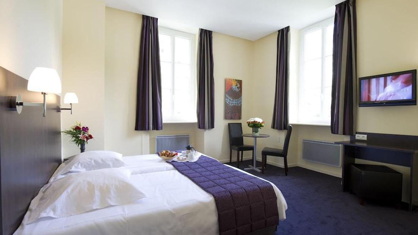 Savoy Hotel