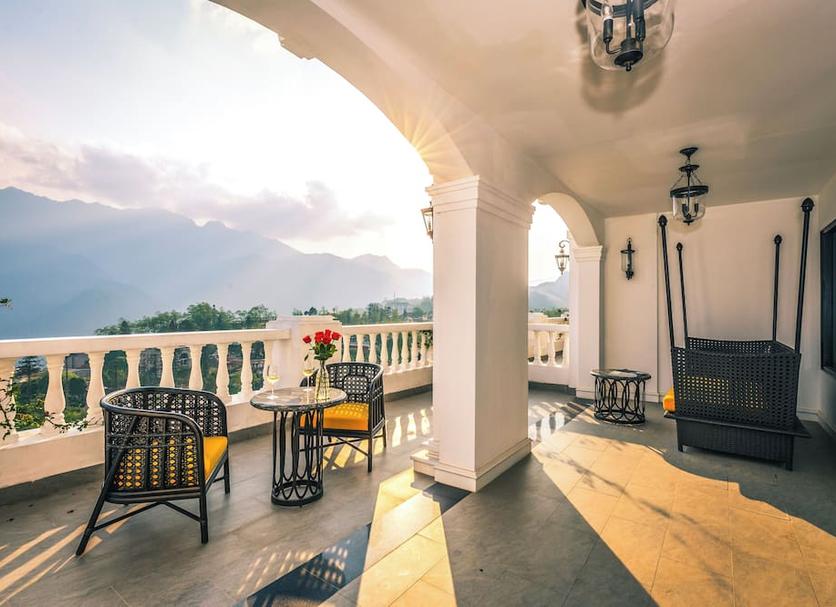 Balcony Photo