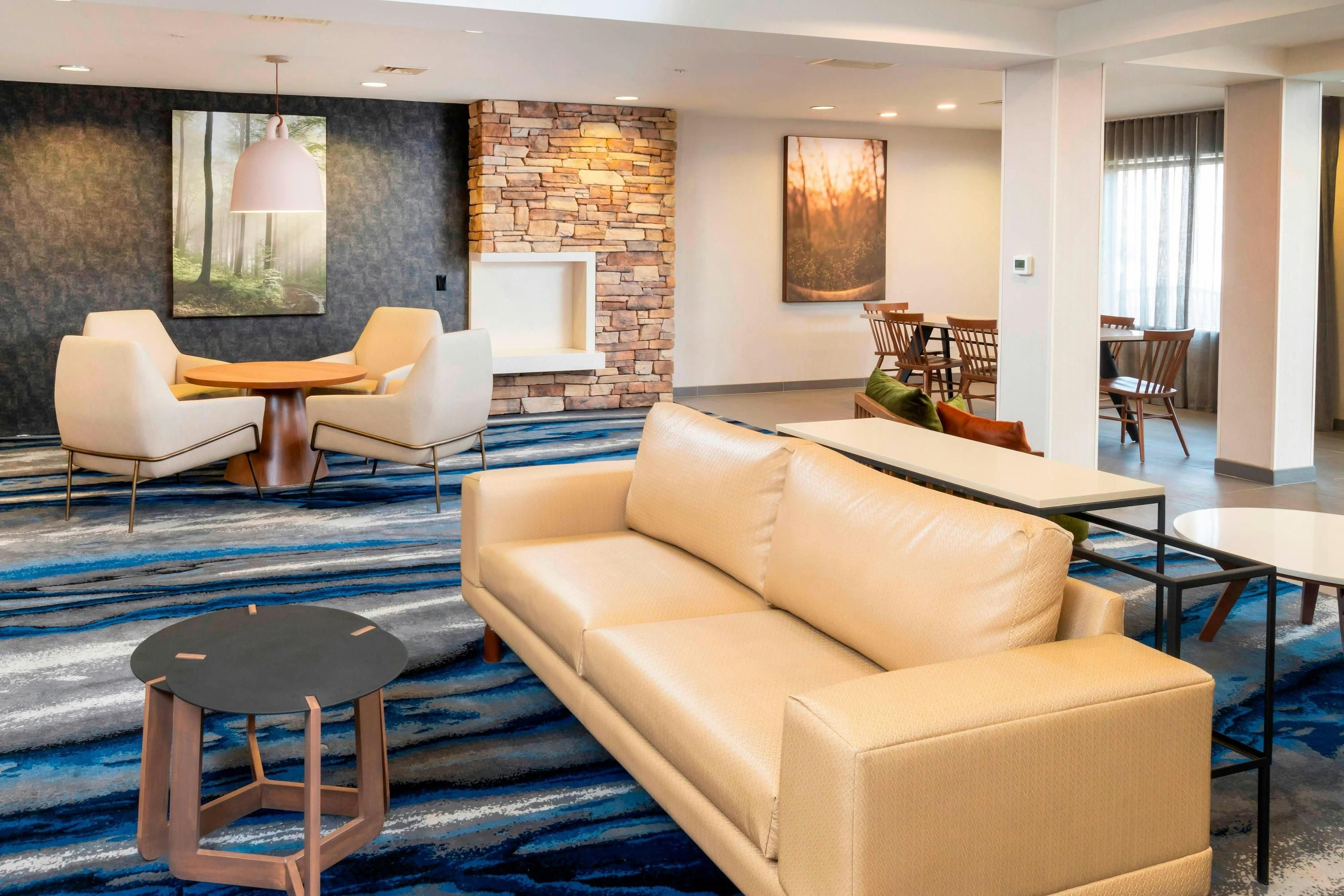 Lounge Photo