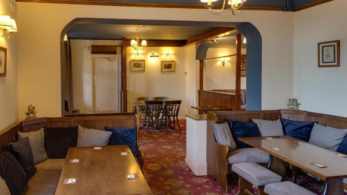 The Dawnay Arms