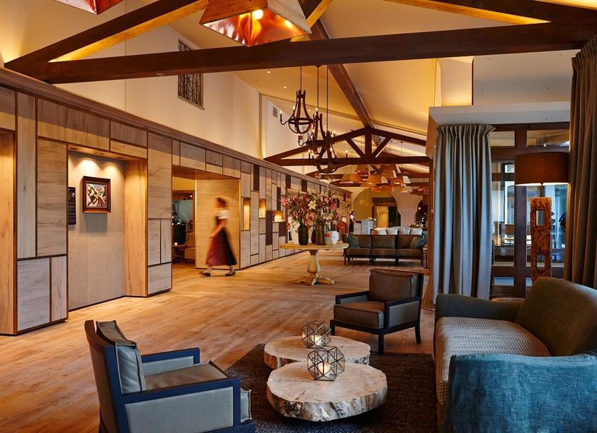 Lobby Photo