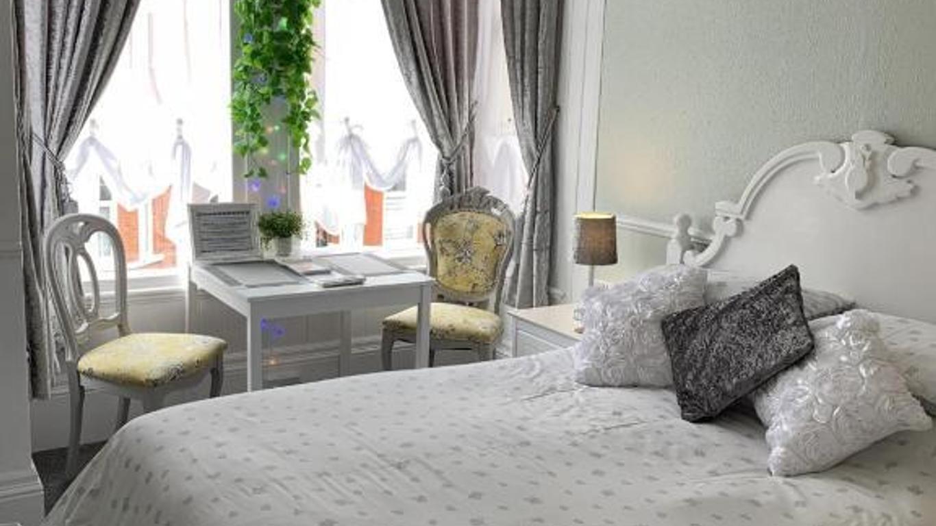 The George Guest House