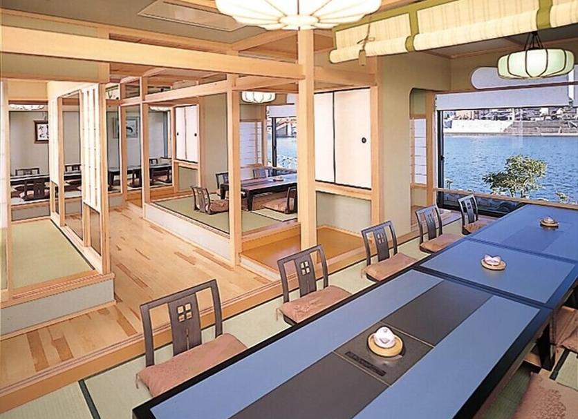 Dining room Photo