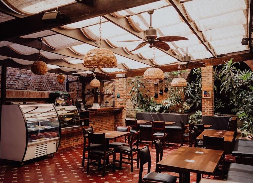 Restaurant Photo