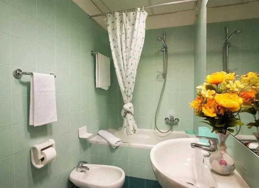 Bathroom Photo