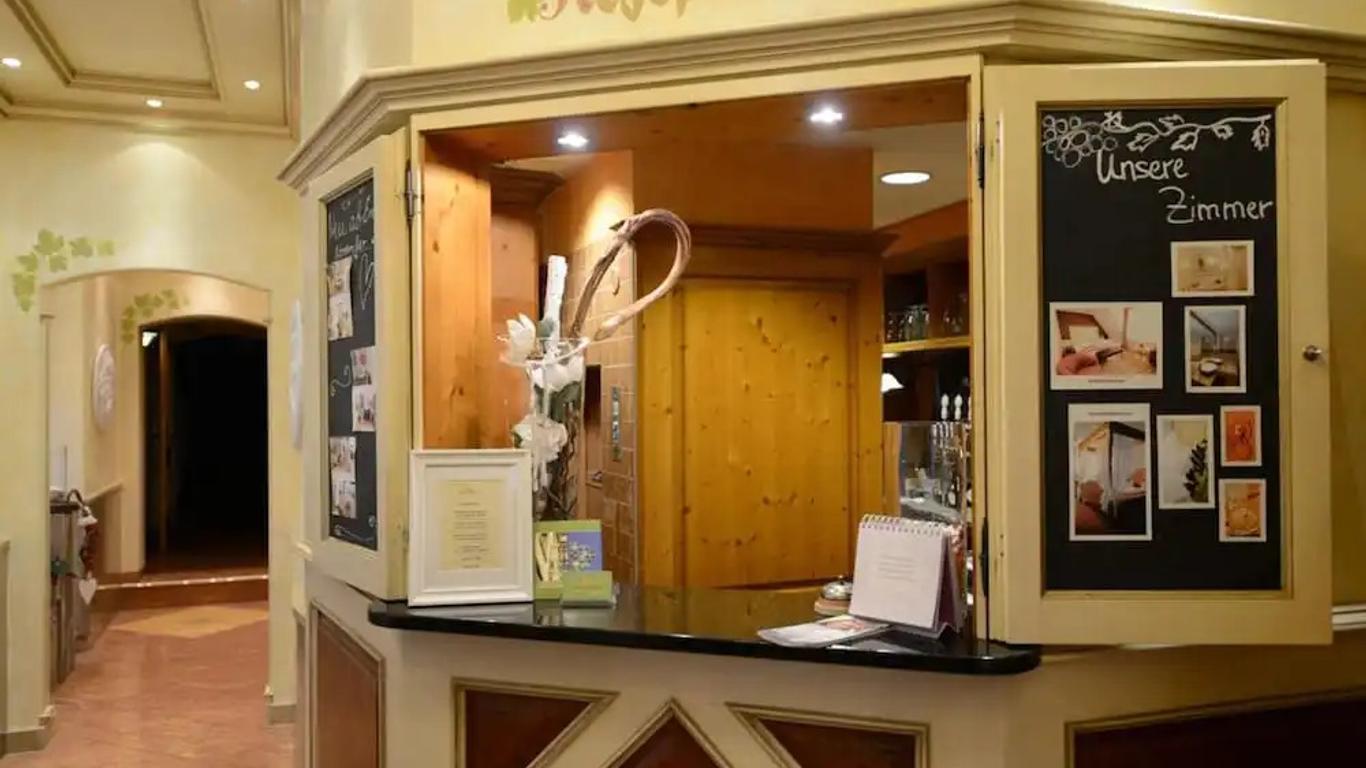 Land-gut Hotel zum Löwen Garni