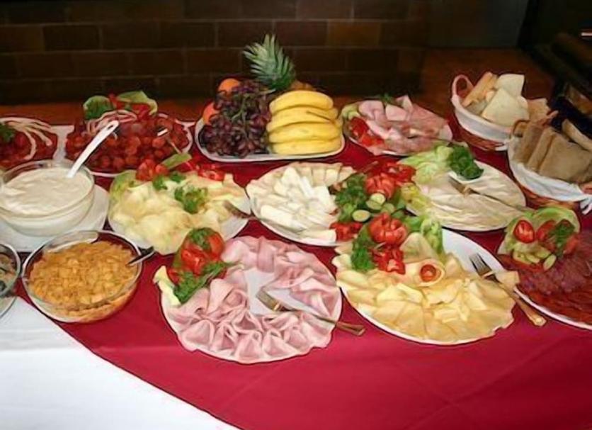 Buffet Photo