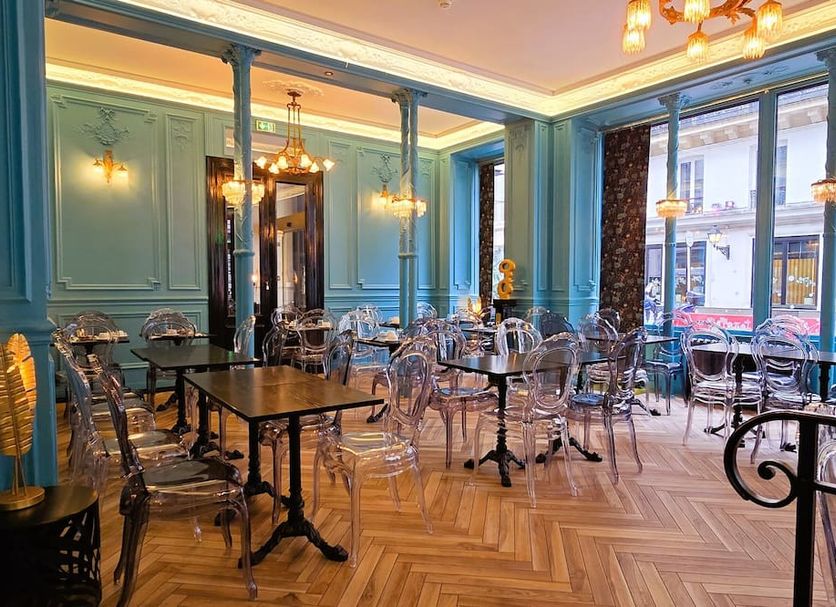 Restaurant Photo