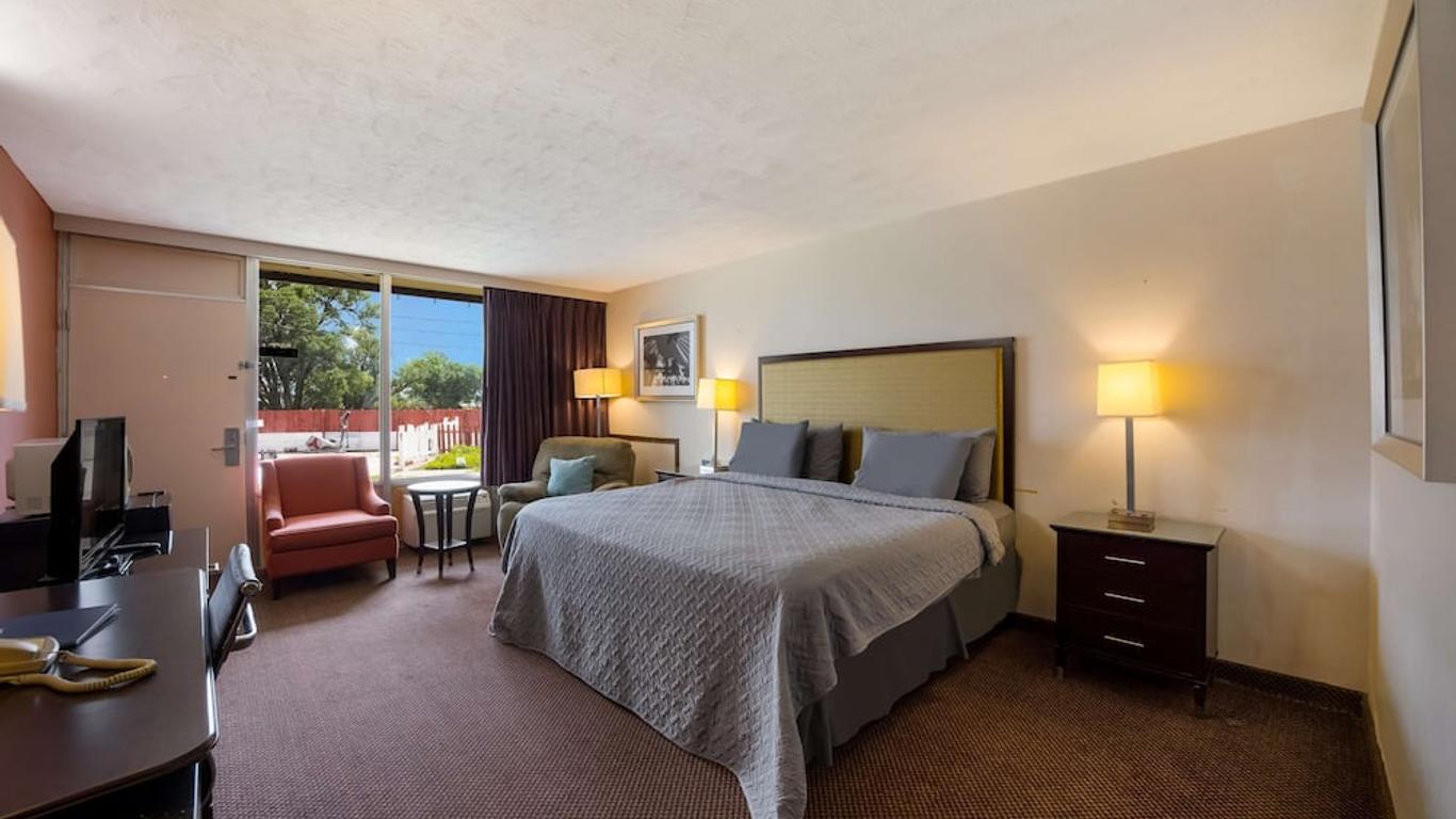 Travelodge by Wyndham Oakley