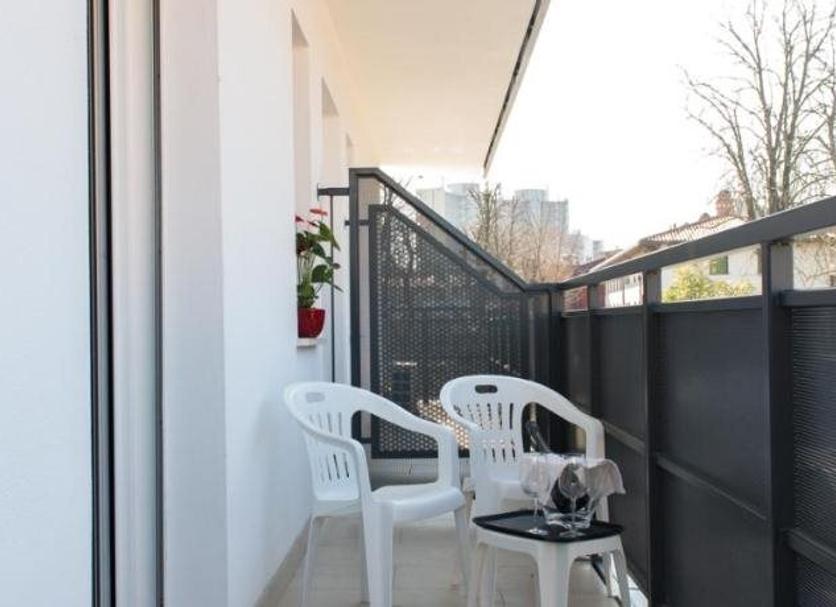 Balcony Photo