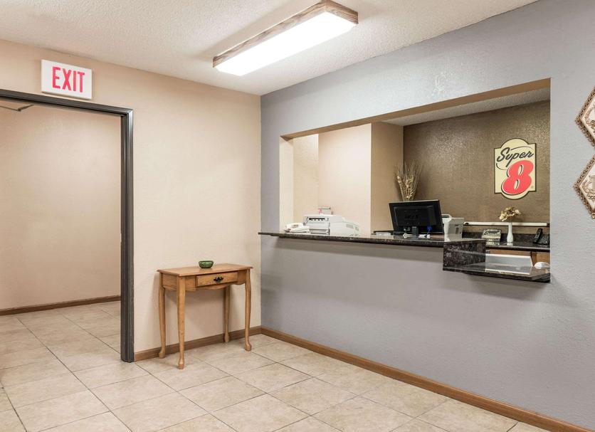 Front desk Photo
