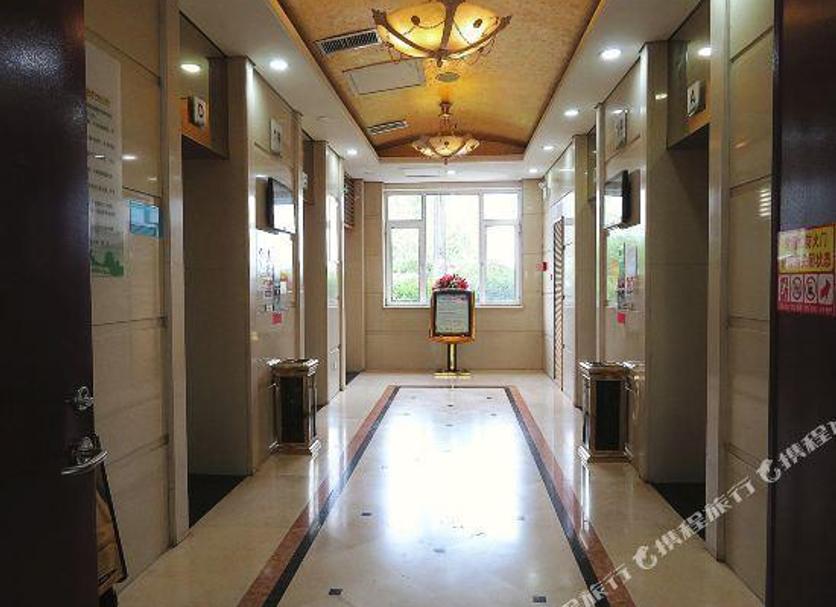 Hallway Photo