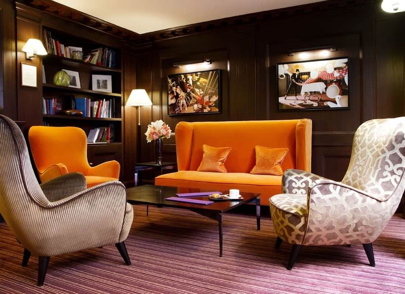 Lounge Photo