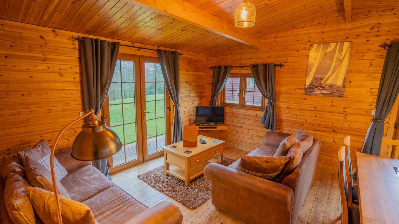 Wall Eden Farm - Luxury Log Cabins and Glamping