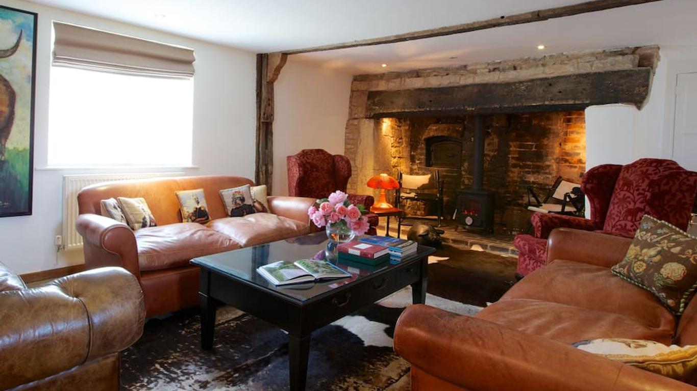 Eckington Manor