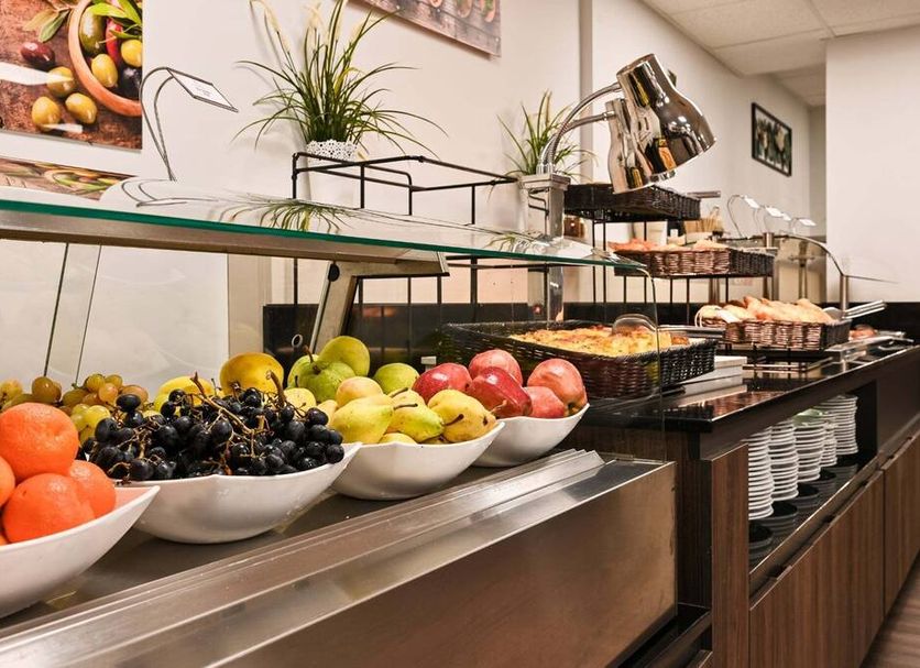 Buffet Photo