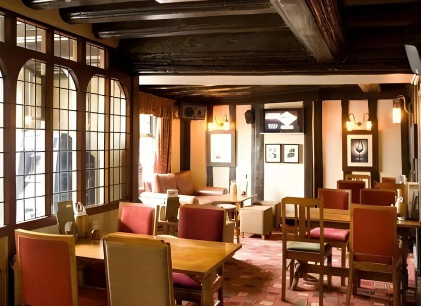 Restaurant Photo