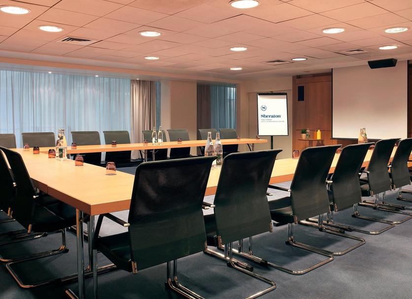Conference room Photo