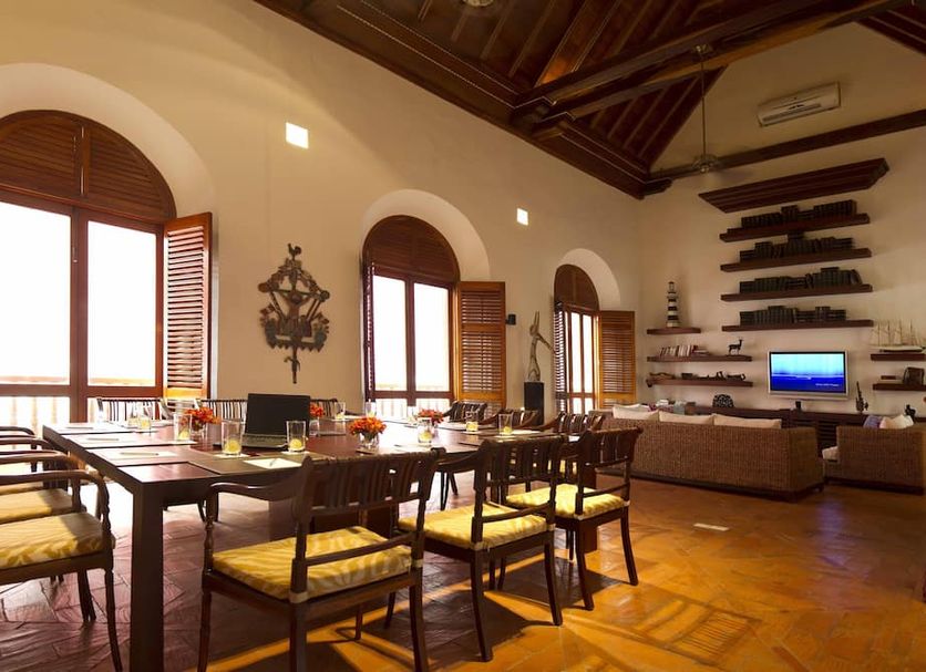 Dining room Photo