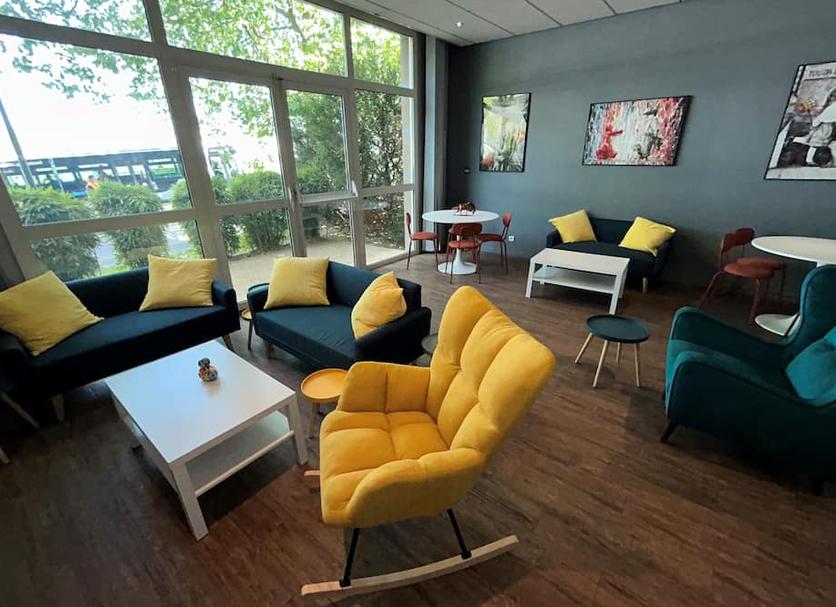 Lounge Photo