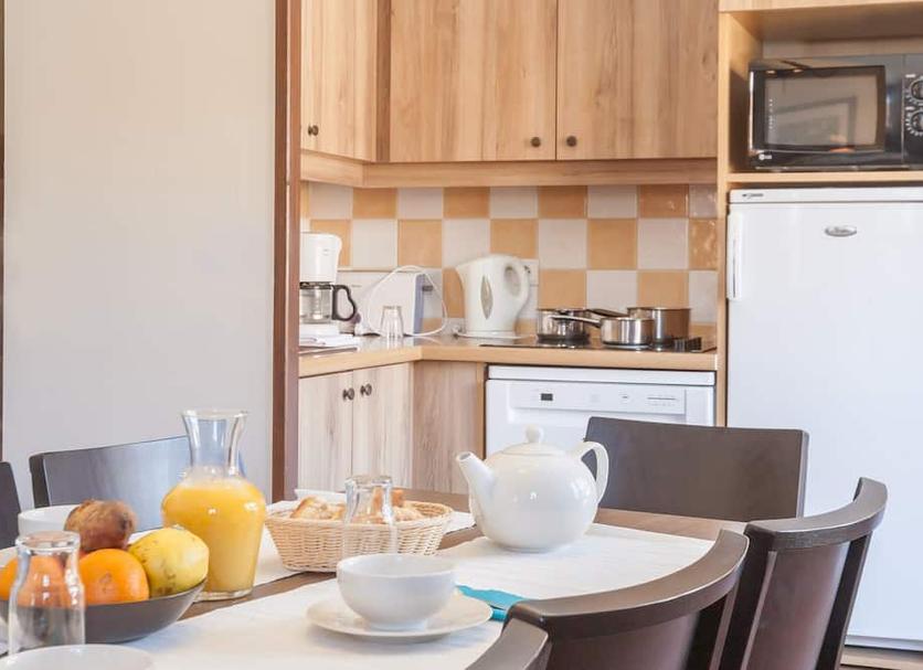 Kitchen Photo