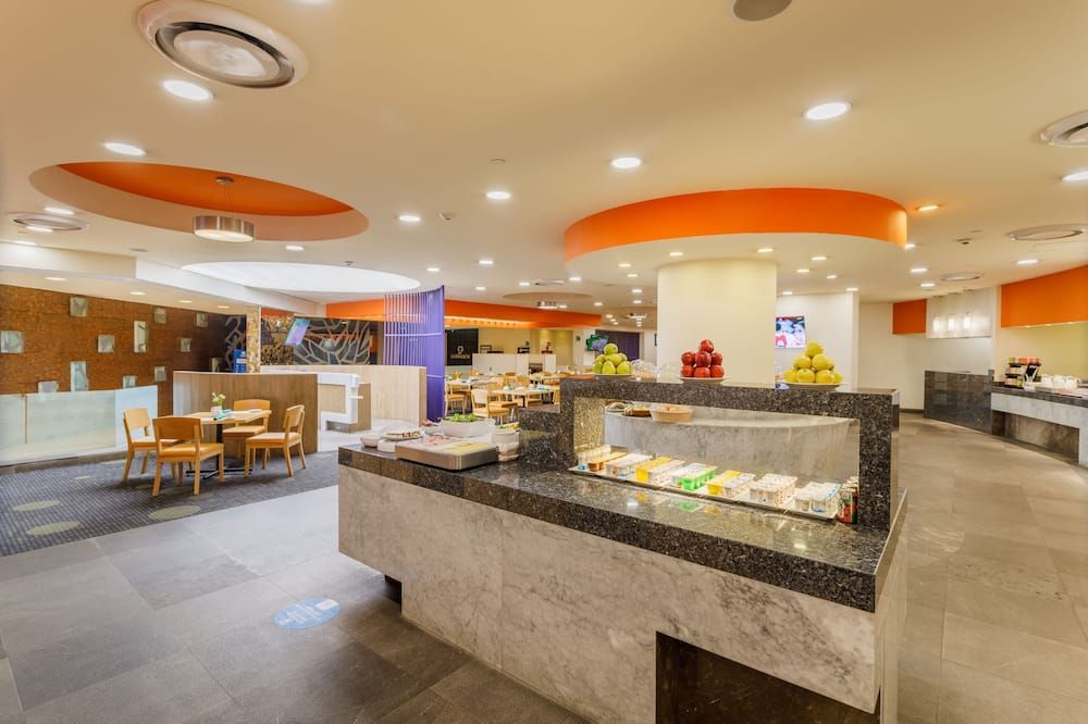 Buffet Photo