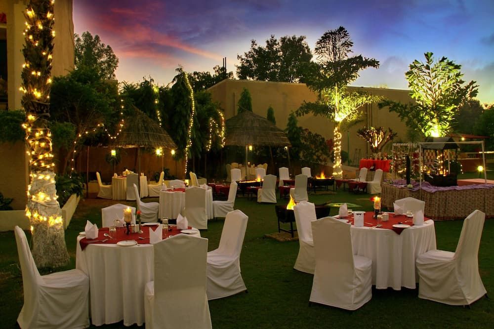 Banquet hall