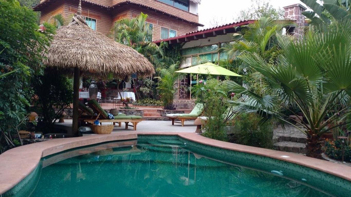 Casa d'Lobo Hotel Boutique