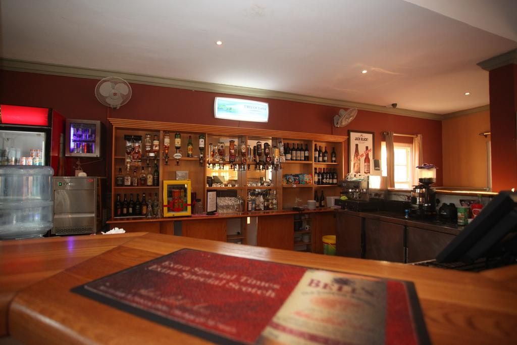 Bar