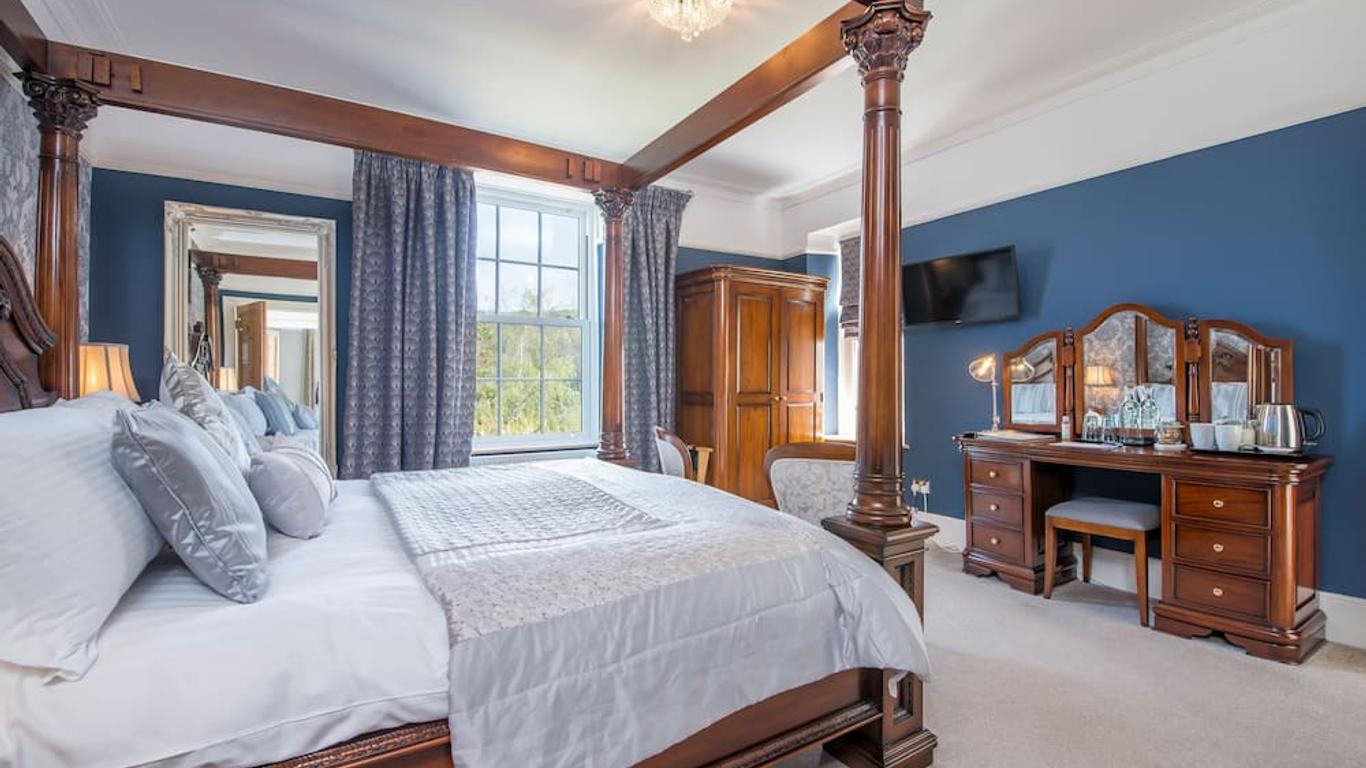 Llys Aeron Guest House