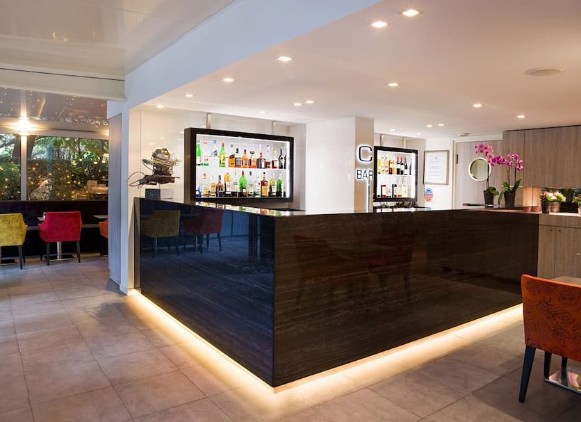 Bar Photo