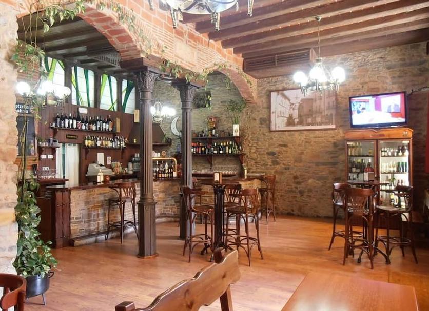Bar Photo