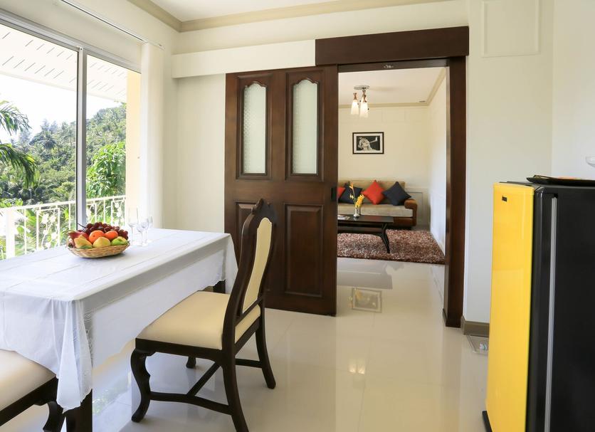 Dining room Photo
