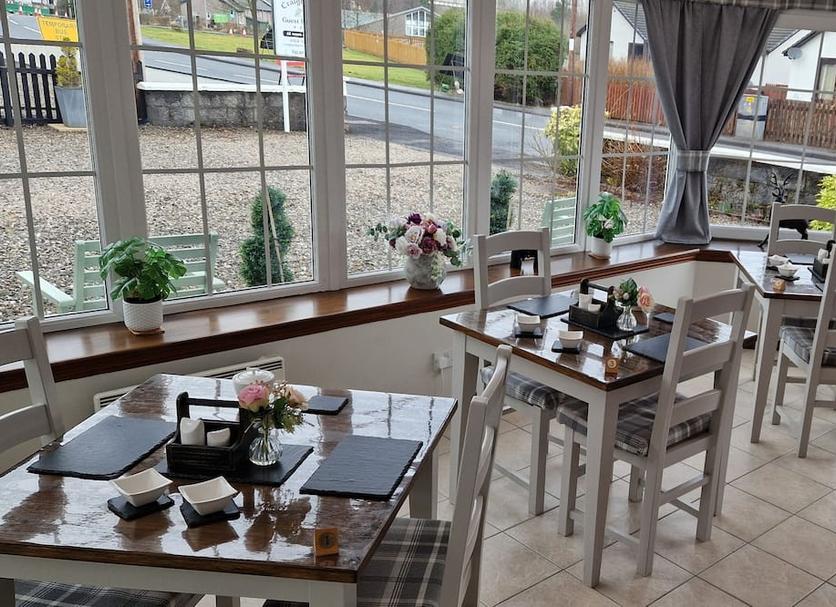 Dining room Photo