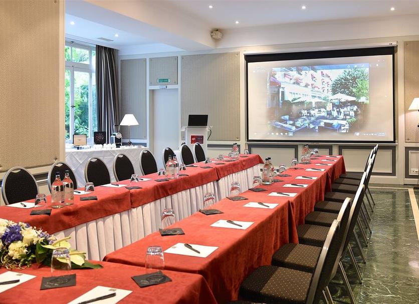 Conference room Photo
