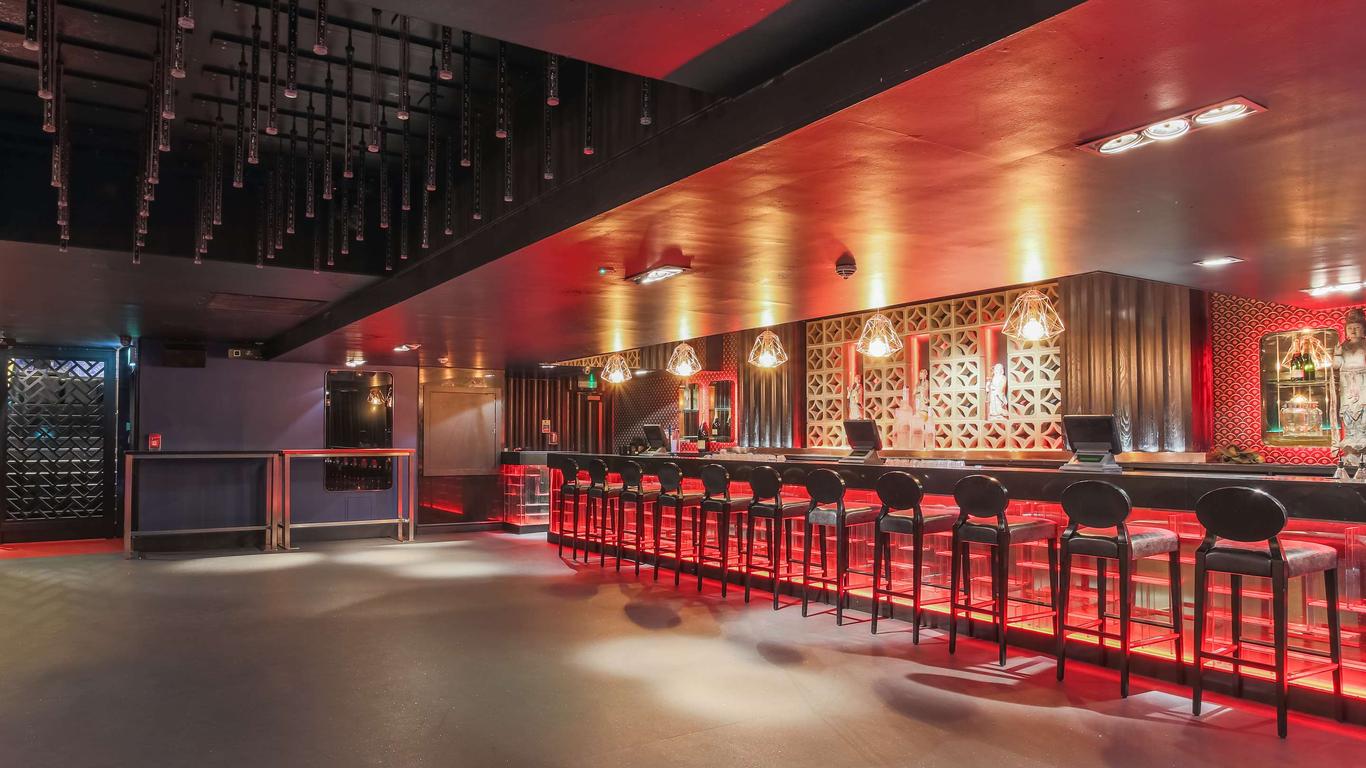 Le Monde Hotel £72. Edinburgh Hotel Deals & Reviews KAYAK