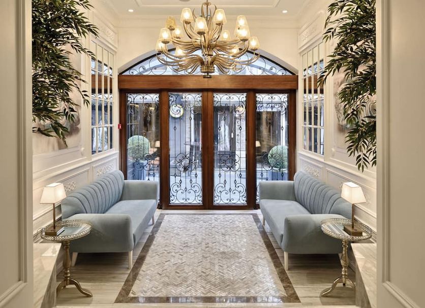 Lobby Photo