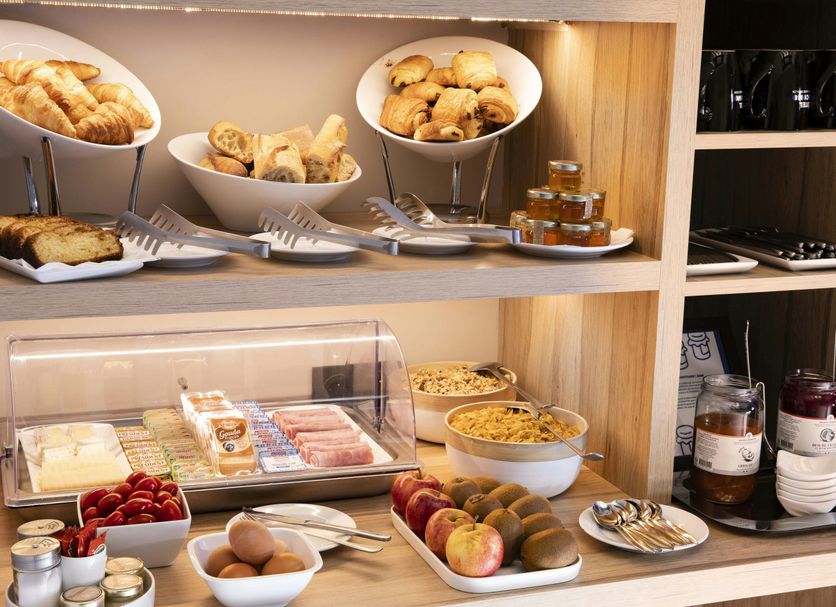 Buffet Photo