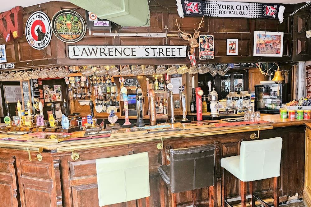 Bar Photo