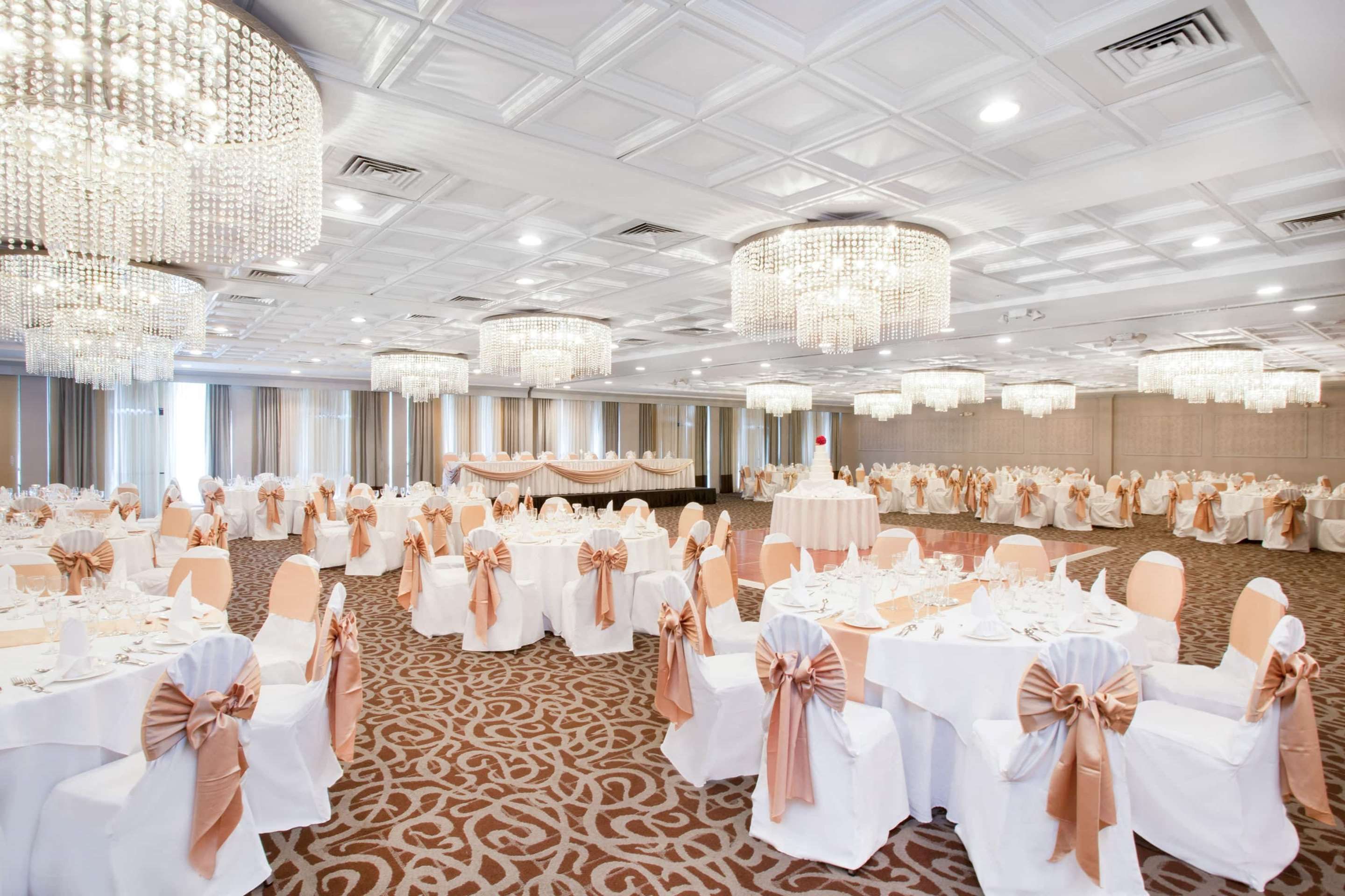 Banquet hall
