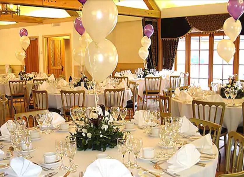 Banquet hall Photo
