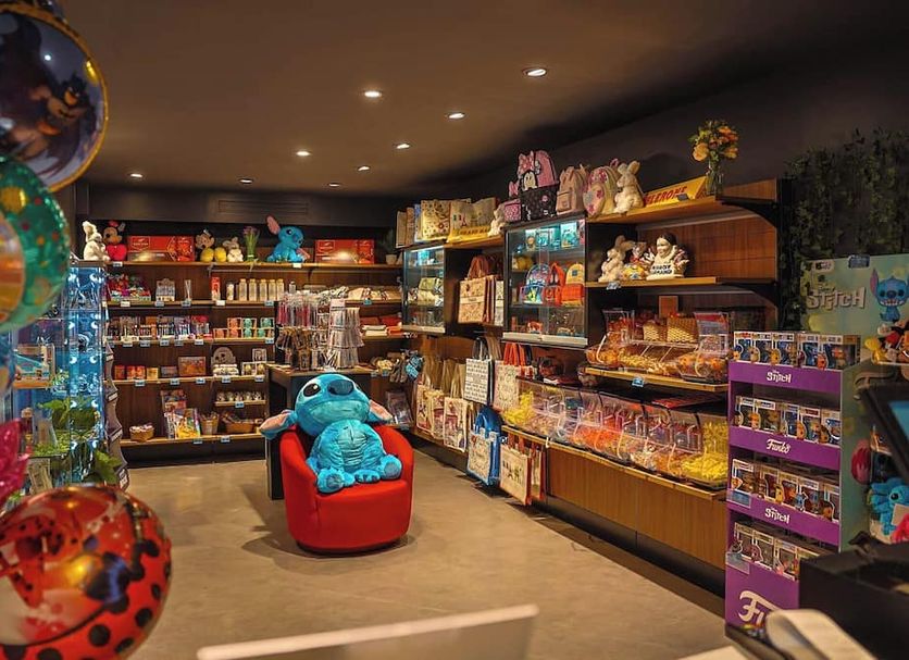Shop Photo