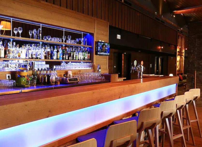 Bar Photo