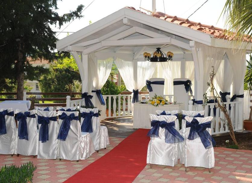 Banquet hall Photo