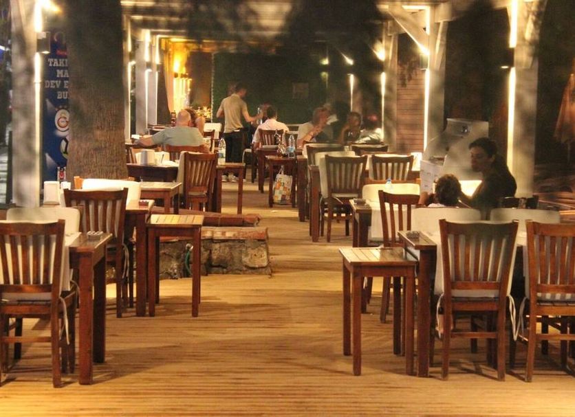 Restaurant Photo