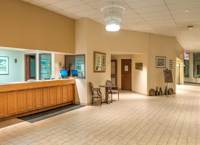 Front desk Photo