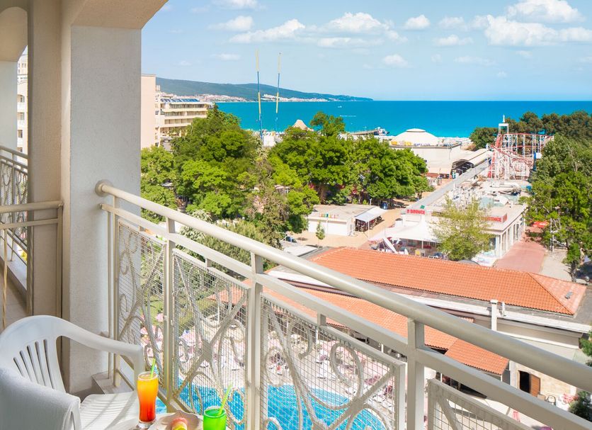 Balcony Photo