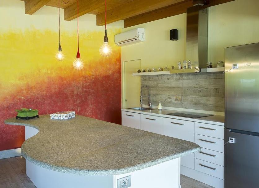 Kitchen Photo