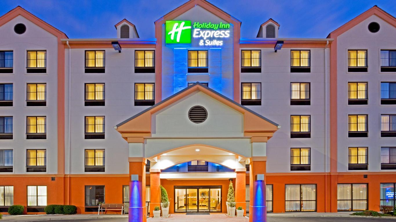 Holiday Inn Express Hotel & Suites Meadowlands Area, An IHG Hotel