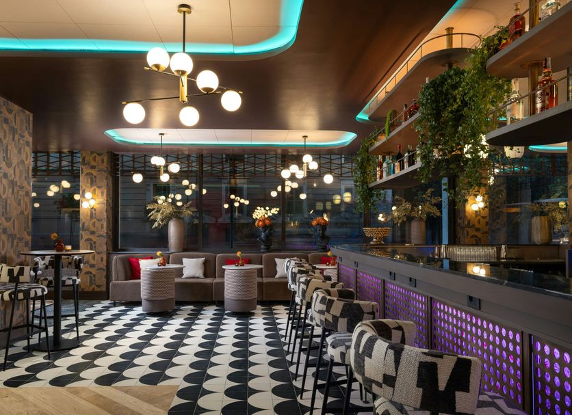 Bar Photo
